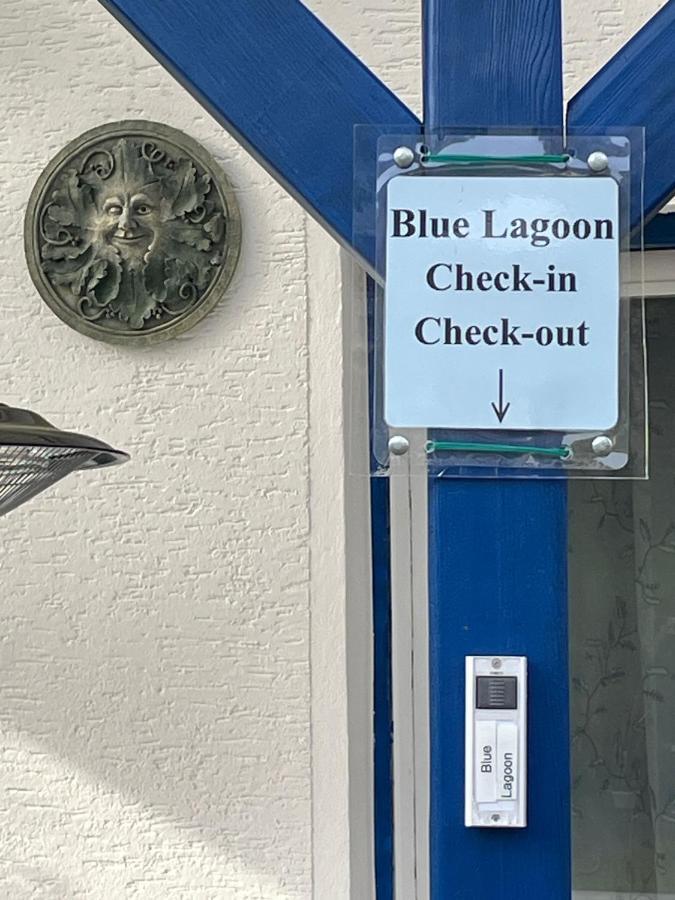 Blue Lagoon Apartment *